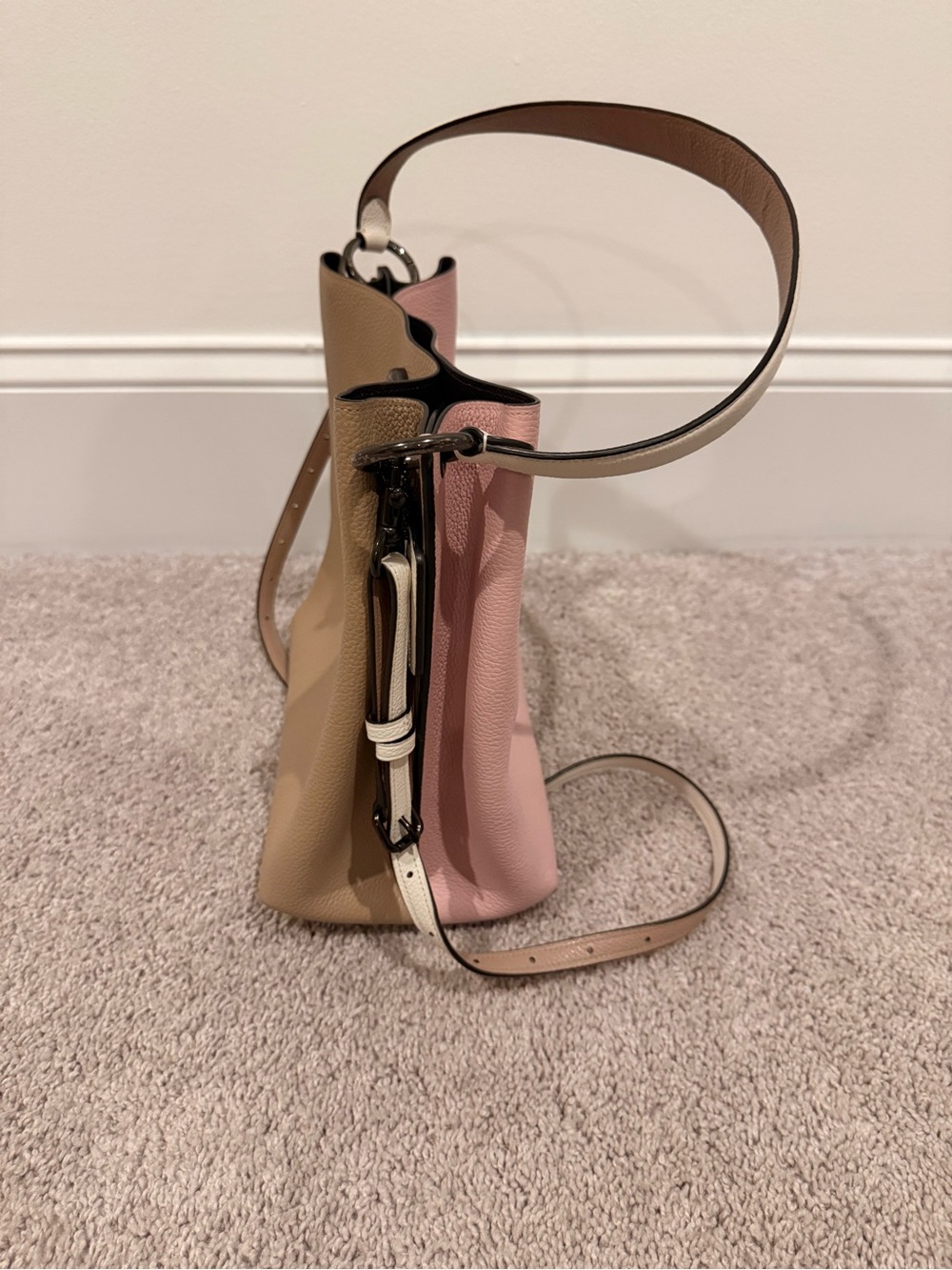 Coach Charlie Bucket Bag with matching wallet - Picture 4 of 12
